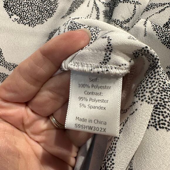 41 Hawthorn Blouse Size 1X Floral Office Boho Whimsygoth Cottage White Black - Picture 4 of 9